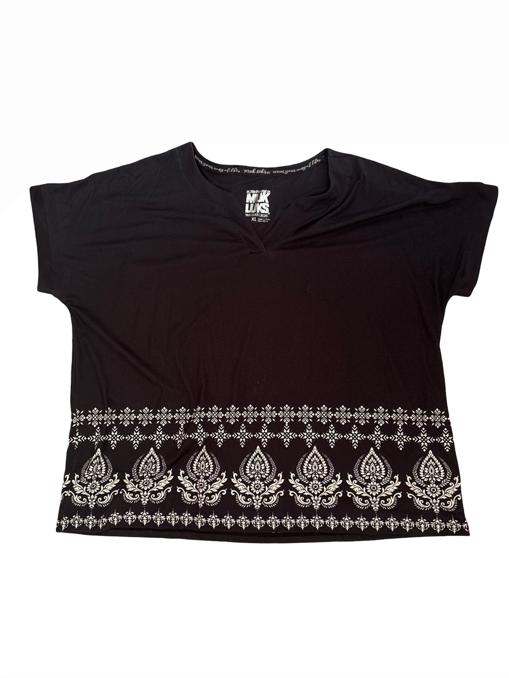 Muk Luks Black Short-Sleeve Tee with White Border Print